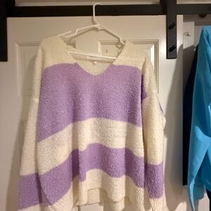 Dear John V-Neck Sweater in Lavender and Cream